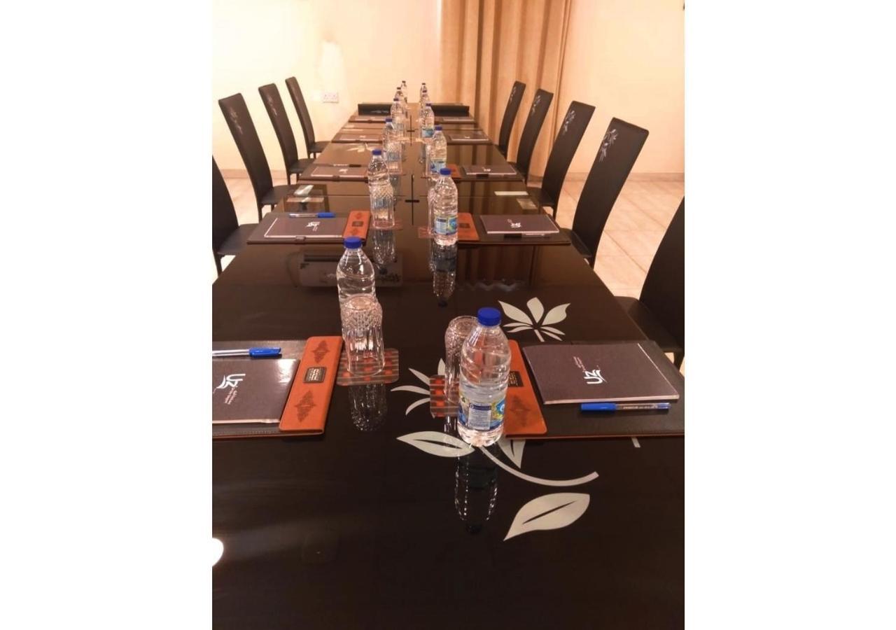 Tanuf Residency Hotel Nazvá Exteriér fotografie