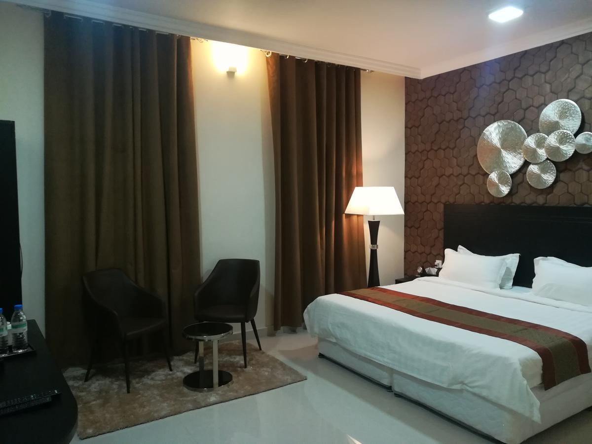 Tanuf Residency Hotel Nazvá Exteriér fotografie
